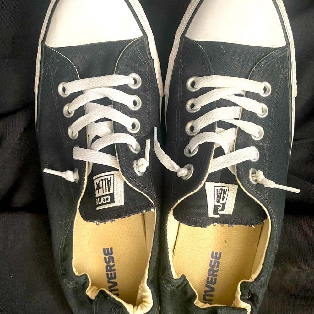 Women’s Size 11 Slip on Converse Black